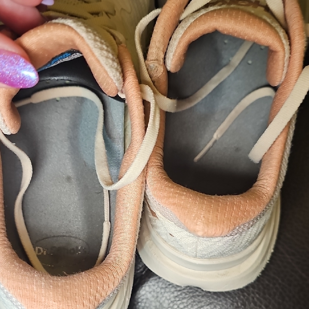 Hoka Women's SOLIMAR VANILLA / SANDSTONE Pink And Cream - Picture 12 of 14
